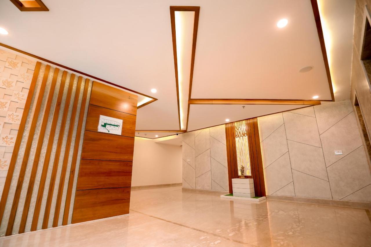 Hotel Krishnavalsam Regency Guruvāyūr Exterior foto