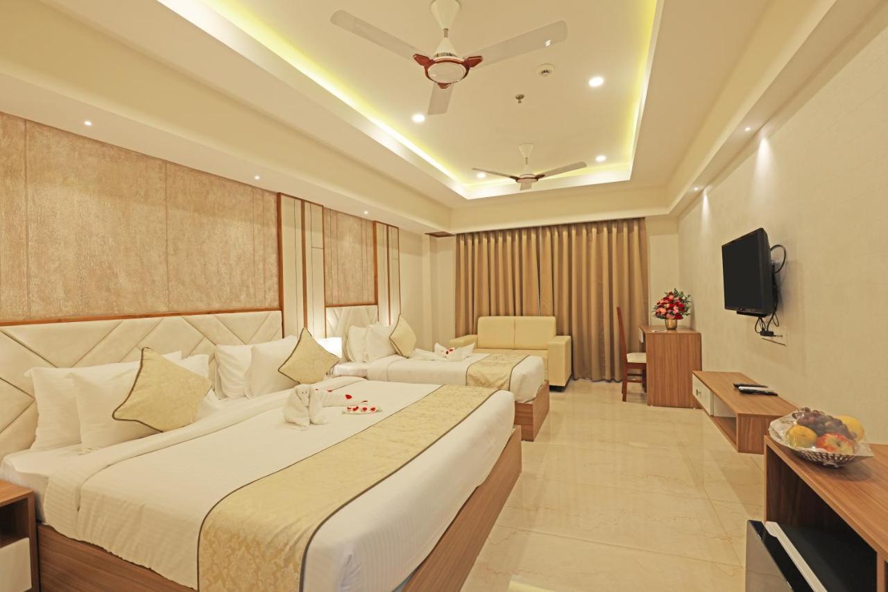 Hotel Krishnavalsam Regency Guruvāyūr Exterior foto